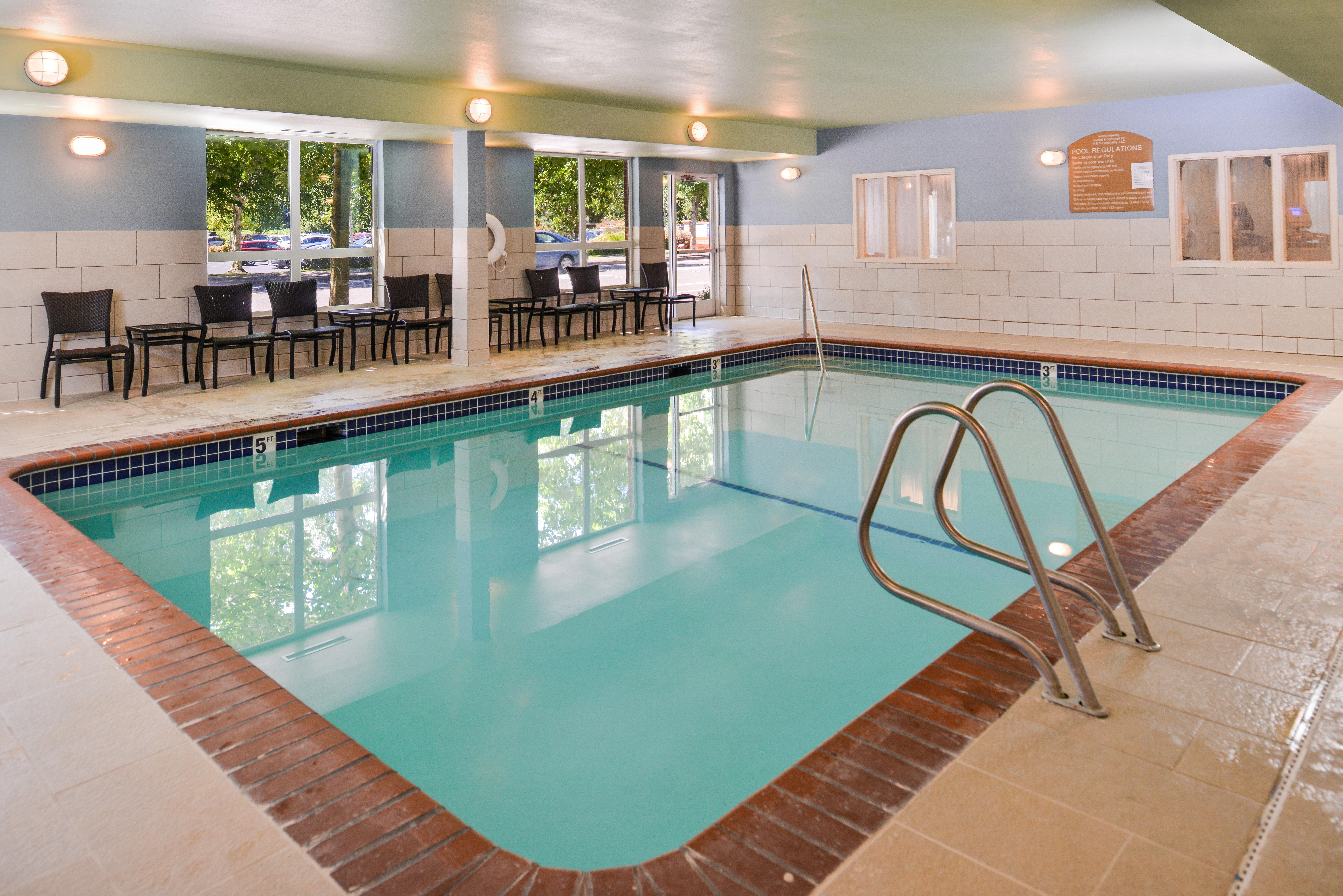 Holiday Inn Express & Suites Lacey - Olympia By Ihg Bagian luar foto