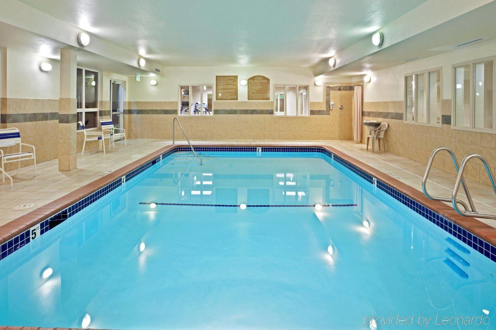Holiday Inn Express & Suites Lacey - Olympia By Ihg Bagian luar foto